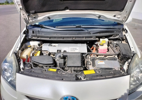 Toyota Prius cena 38000 przebieg: 256500, rok produkcji 2010 z Bydgoszcz małe 326